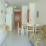 Enjoy Your In Our Cozy Bright Flat * ביביונה